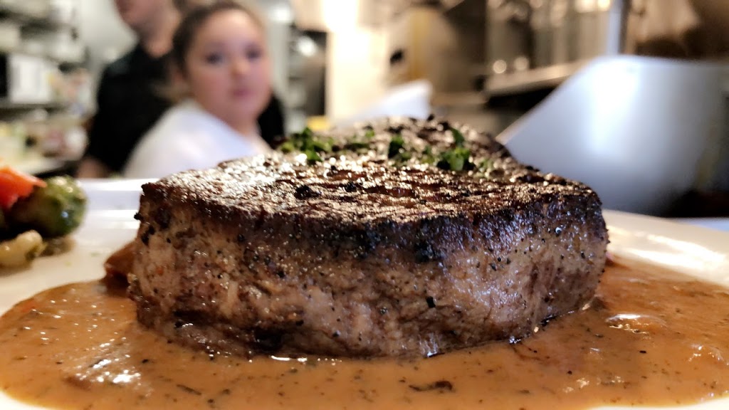 Le Chou de Bruxelles | 1461 Rue Galt O, Sherbrooke, QC J1H 2A9, Canada | Phone: (819) 564-1848