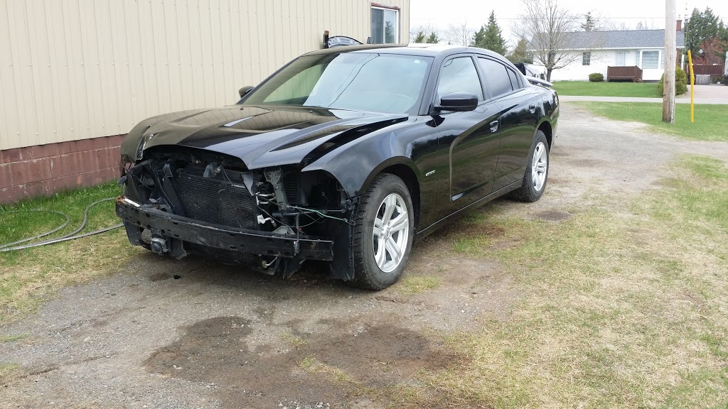De Grace Auto Body | 2993 Chemin Saint-Ignace Station, Saint-Ignace, NB E4X 2J5, Canada | Phone: (506) 876-3665