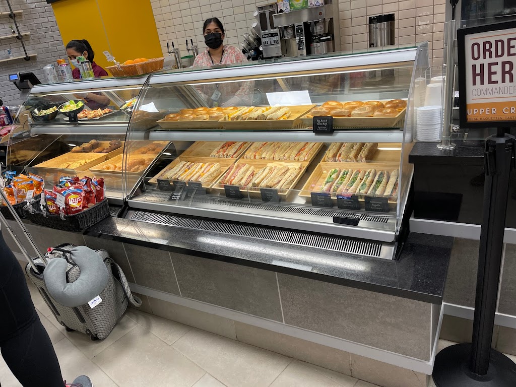Upper Crust | 1000 Airport Rd, Edmonton International Airport, AB T9E 0V3, Canada | Phone: (780) 818-6576