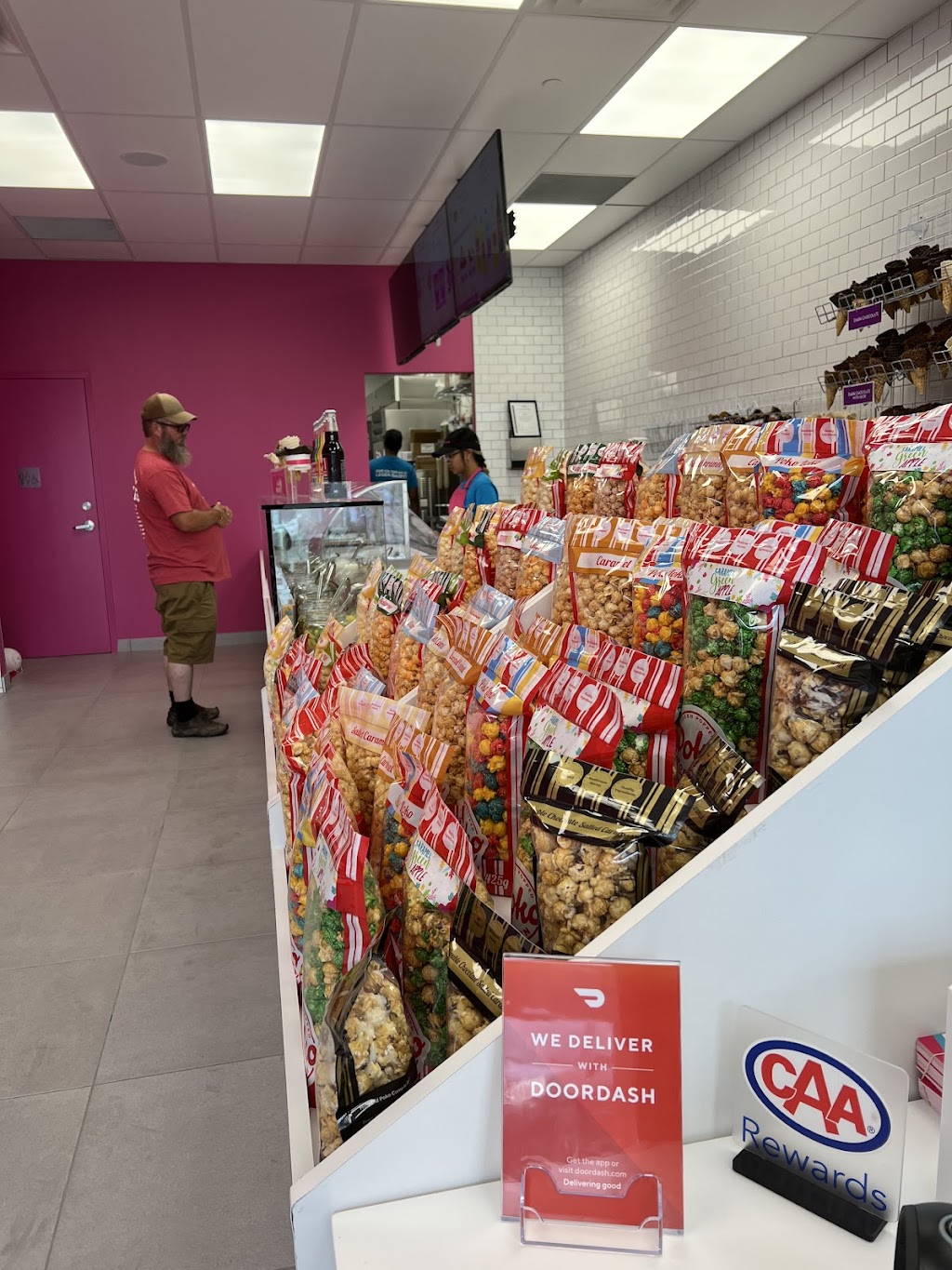 Marble Slab Creamery | 1440 52 St NE unit 168, Calgary, AB T2A 4T8, Canada | Phone: (587) 888-3949