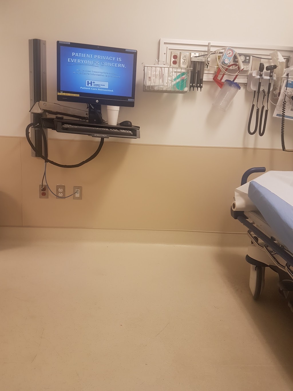 Humber River Hospital | 1235 Wilson Ave, Toronto, ON M3M 0B2, Canada | Phone: (416) 242-1000