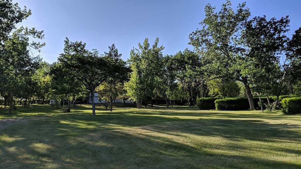 Nickle Lake Regional Park | Weyburn, SK S4H 2L5, Canada | Phone: (306) 842-7522