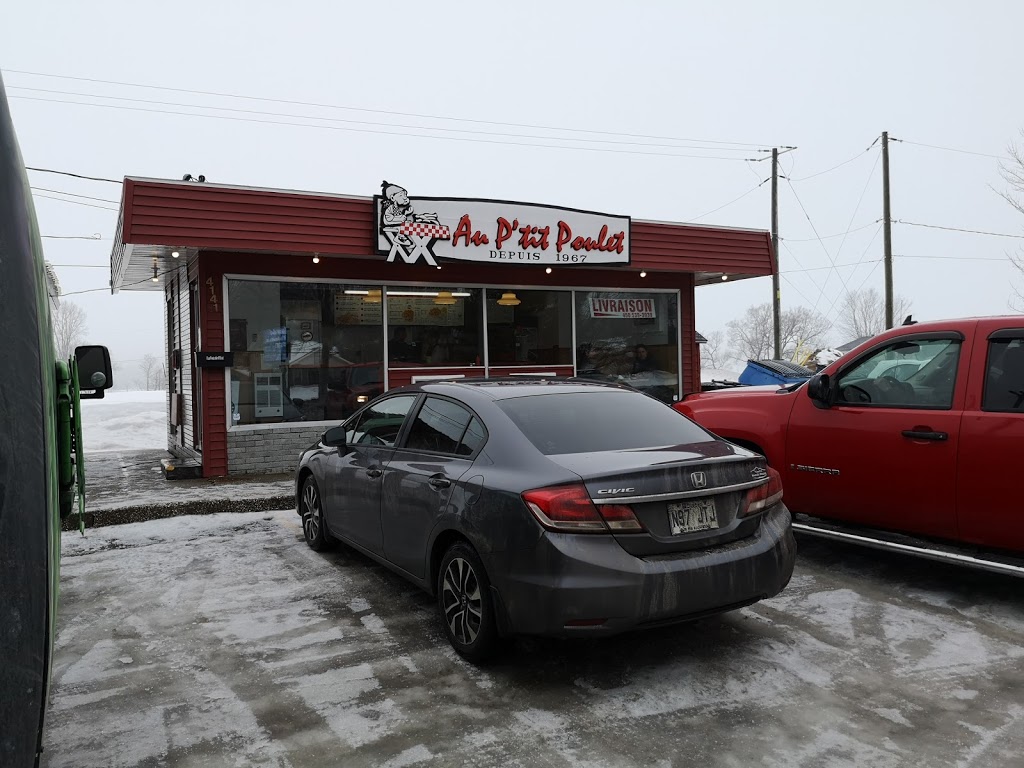 Petit Poulet | 4141 Rue Foster, Waterloo, QC J0E 2N0, Canada | Phone: (450) 539-3939