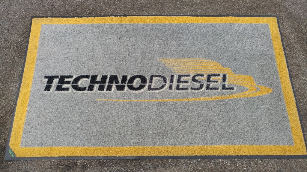 Tapis Courtoisie | 3821 Rue Principale, Lourdes-de-Joliette, QC J0K 1K0, Canada | Phone: (450) 758-1729