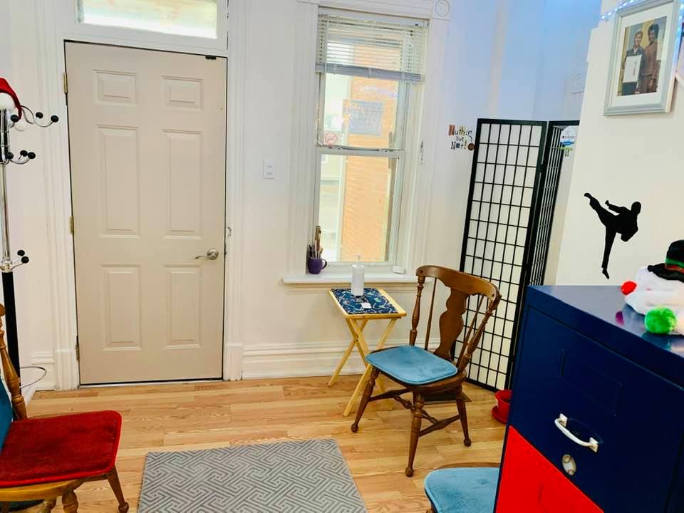 Grandma Kates Barber Shop | 292 Stewart St, Renfrew, ON K7V 1Y1, Canada | Phone: (343) 361-0593