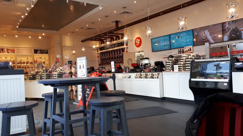 Chocolat Favoris | Boulevard Michèle-Bohec, Blainville, QC J7C, Canada | Phone: (450) 987-1363