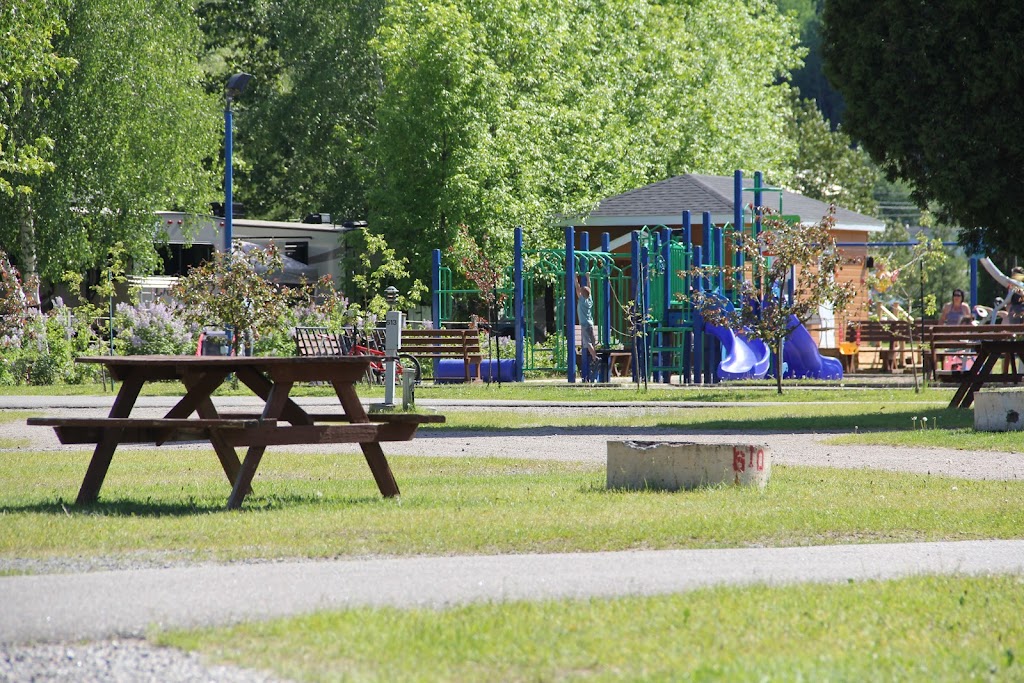 Camping in the Garden of My Father | 3736 Chemin St Louis, La Baie, QC G7B 4M8, Canada | Phone: (877) 544-6486