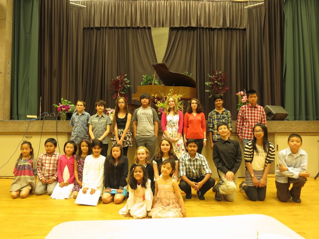 Meowsic Piano Studio | 2708 E 2nd Ave, Vancouver, BC V5M 1E1, Canada | Phone: (778) 889-4506