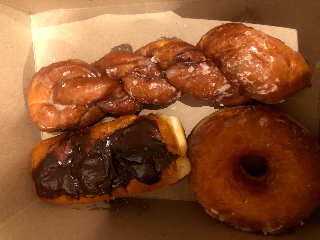 Sherwood Park Bakery | 969 Ordze Rd, Sherwood Park, AB T8A 4L7, Canada | Phone: (780) 467-5760