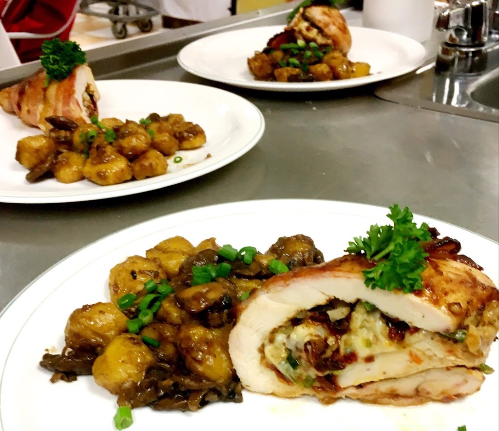 Fraser’s Fine Food | Wigton St, Caledonia, ON N3W 1E9, Canada | Phone: (905) 865-3000