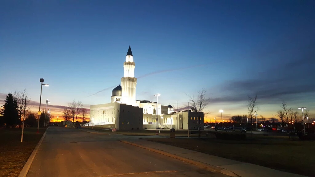 Aiwan Tahir | 10610 Jane St, Maple, ON L6A 3A2, Canada | Phone: (905) 303-4000