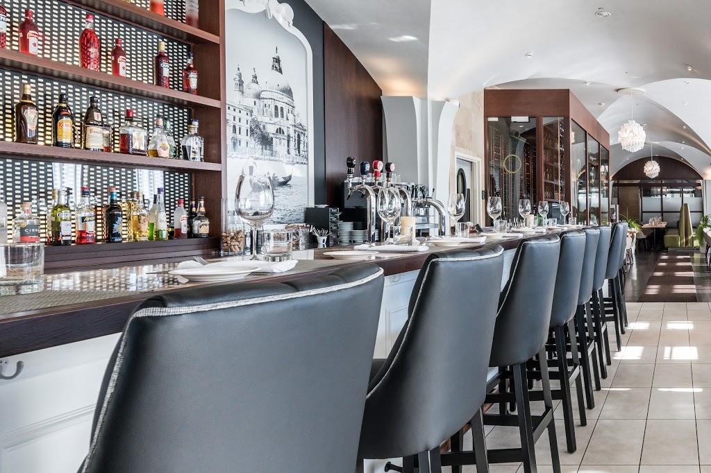 La Tomate Blanche | 9385 Boulevard Leduc #10, Brossard, QC J4Y 0A5, Canada | Phone: (450) 445-1033