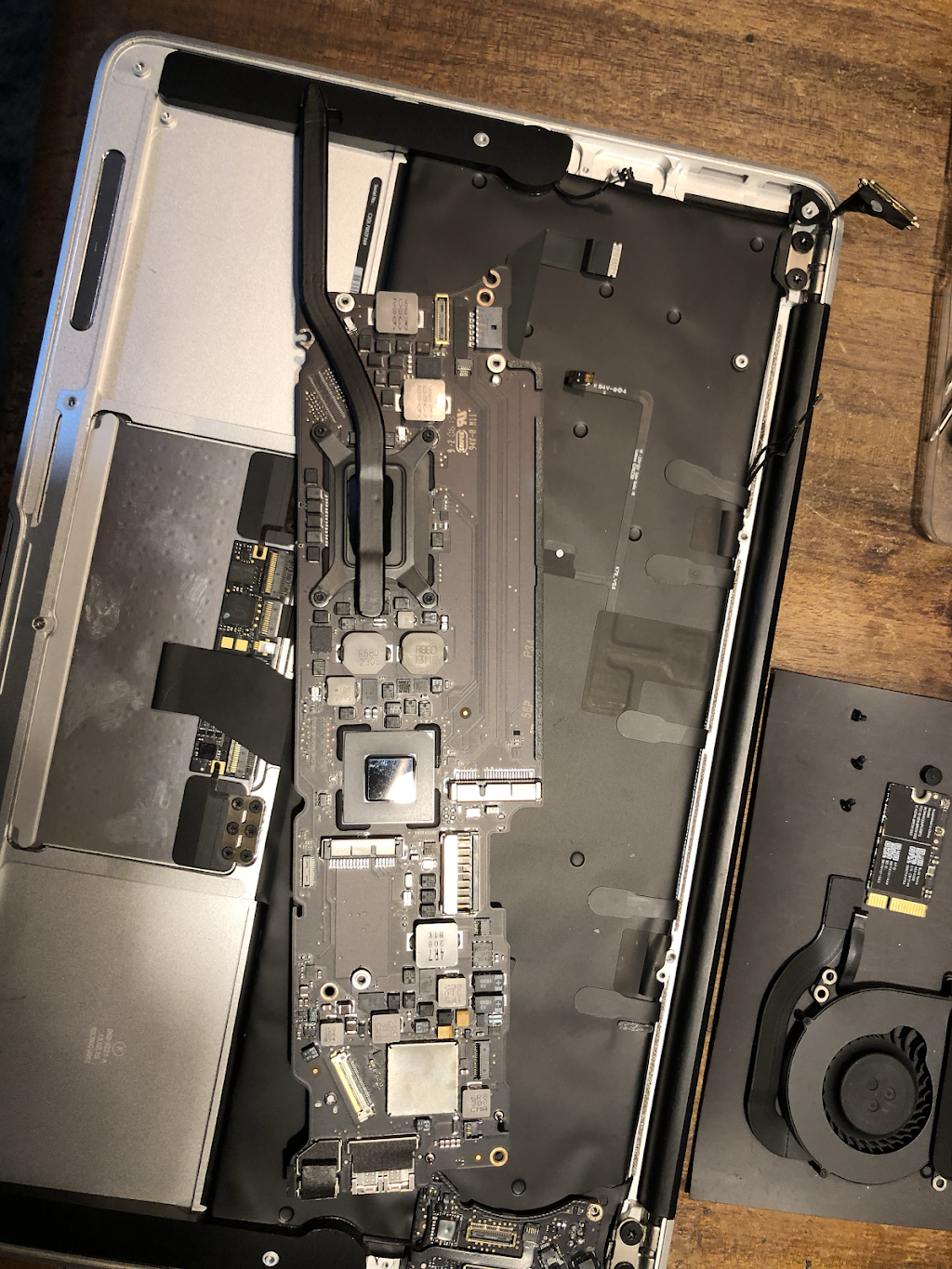 Fernie Electronics Repair | 1006 Kmiecik Rd, Fernie, BC V0B 1M5, Canada | Phone: (250) 423-1396