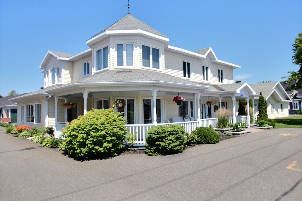 Residences Labrie | 465 Av. Chapleau, Saint-Pascal, QC G0L 3Y0, Canada | Phone: (418) 492-7922