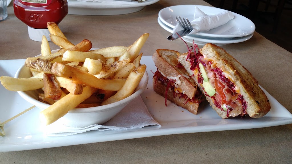 Crabby Joes Bar • Grill | 261 Woodlawn Rd W, Guelph, ON N1H 8J1, Canada | Phone: (519) 265-6662