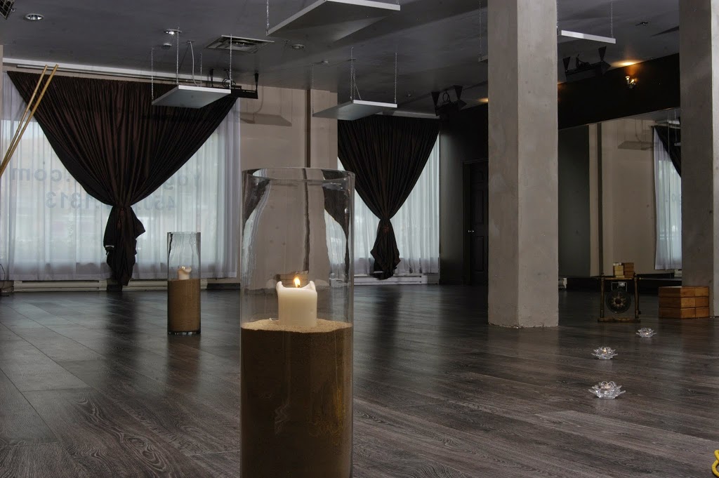 Idolem Hot Yoga Laval | 1760 Avenue Pierre-Péladeau, Laval, QC H7T 2Z1, Canada | Phone: (450) 687-1313