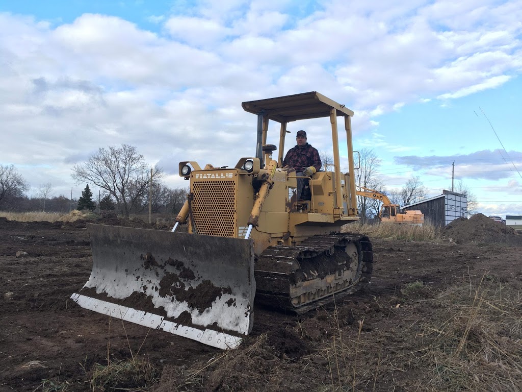 Hales Excavation & Trucking Ltd. | 8781 County Rd 42, Newboro, ON K0G 1P0, Canada | Phone: (613) 273-9173