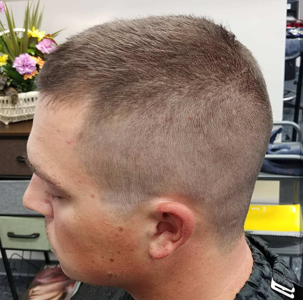 Carlys Salon and Spa | 4 Centre Dr, Orchard Park, NY 14127, USA | Phone: (716) 799-4758