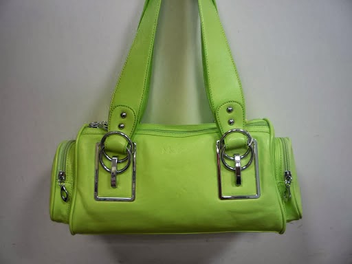 MK Fashion | 576 Gordon Baker Rd, North York, ON M2H 3B4, Canada | Phone: (416) 493-1388