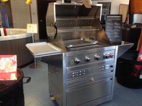 Highlands Hot Tubs | 33010 ON-62, Maynooth, ON K0L 2S0, Canada | Phone: (613) 338-3000