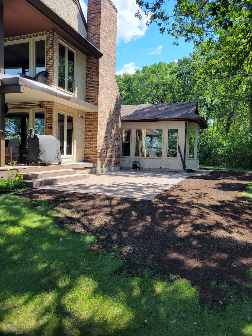 Gittins Landscaping | 33 Courage Pl, Winnipeg, MB R3X 1W6, Canada | Phone: (204) 471-3487