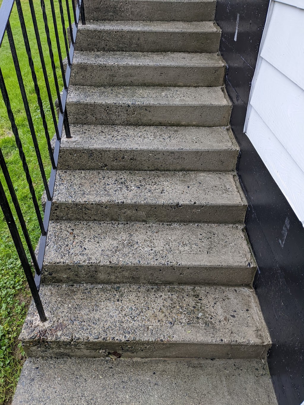 Trident Window & Gutter Cleaning | 3995 Arlene Pl, Victoria, BC V8Z 6J1, Canada | Phone: (250) 588-5746