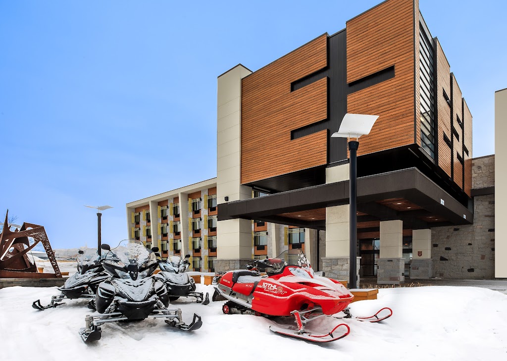 Hôtel Universel | 311 boul de lHôtel-de-Ville, Rivière-du-Loup, QC G5R 5S4, Canada | Phone: (418) 862-9520