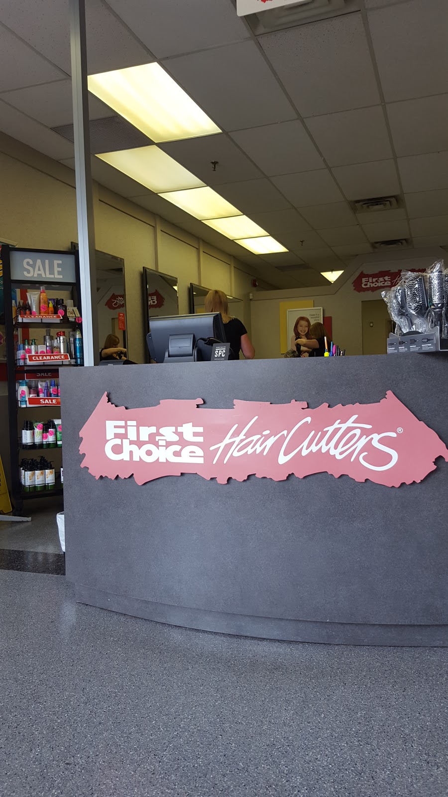 First Choice Haircutters | 250 Centrum Blvd, Orléans, ON K1E 3J1, Canada | Phone: (613) 834-1660