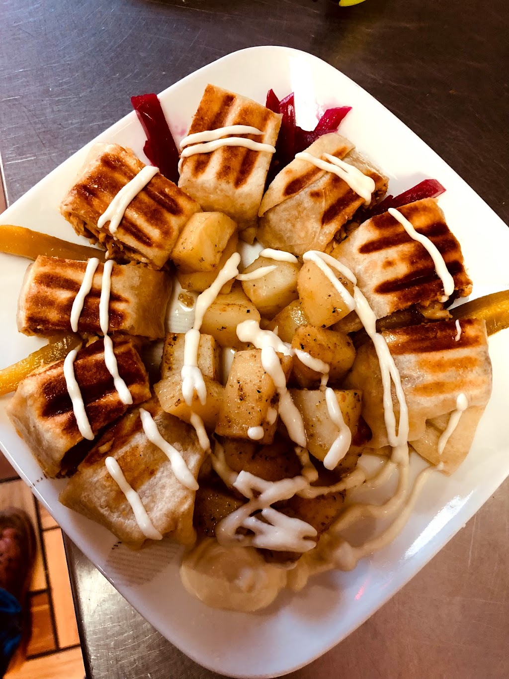 Feners Place | 6 Bridge St, Sackville, NB E4L 3N6, Canada | Phone: (506) 364-8111