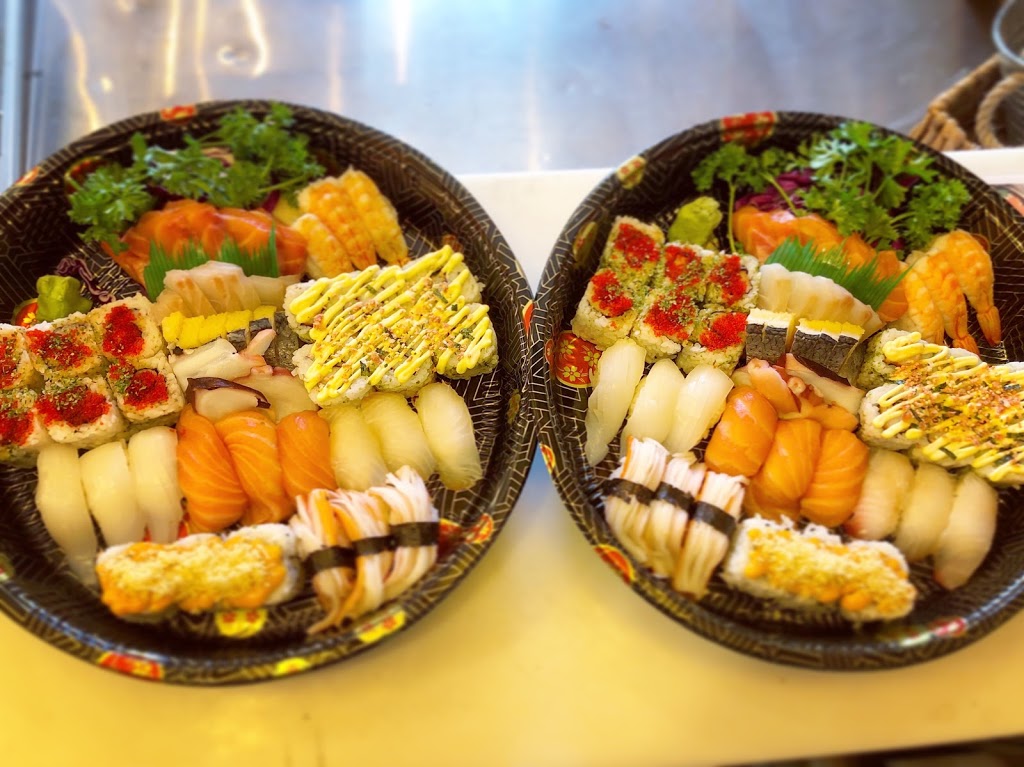 Oo-Kinza Fish House | 395 Bamburgh Cir D104, Scarborough, ON M1W 3Y1, Canada | Phone: (416) 493-3888