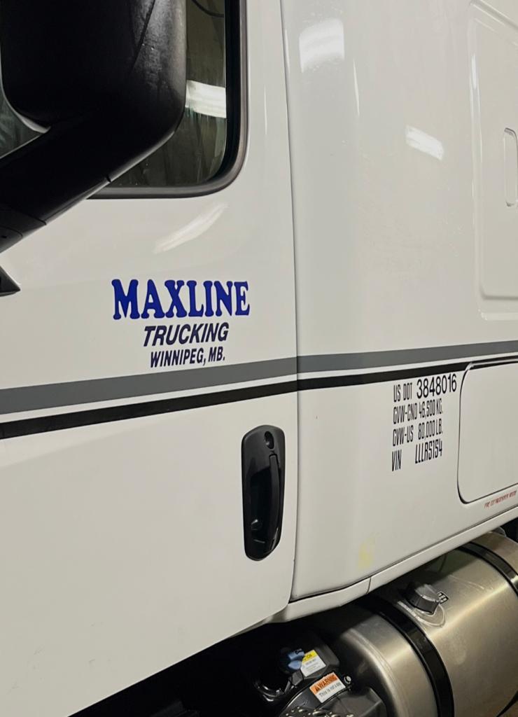 Maxline Trucking | 51 Steve Mymko Dr, Winnipeg, MB R3W 0K3, Canada | Phone: (204) 998-7255