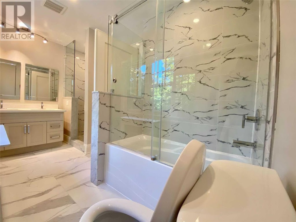 SD Property Management | 42 Clifton Ave, North York, ON M3H 4L1, Canada | Phone: (647) 705-8477
