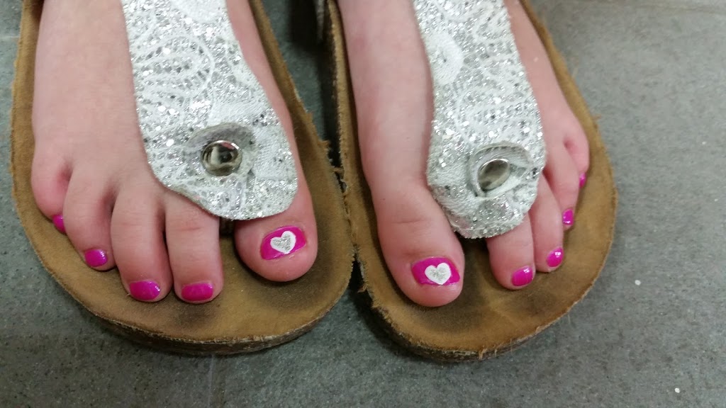 Golden Nails and Spa | 16 Winchester Rd E #4, Whitby, ON L1M 1B3, Canada | Phone: (905) 655-9099