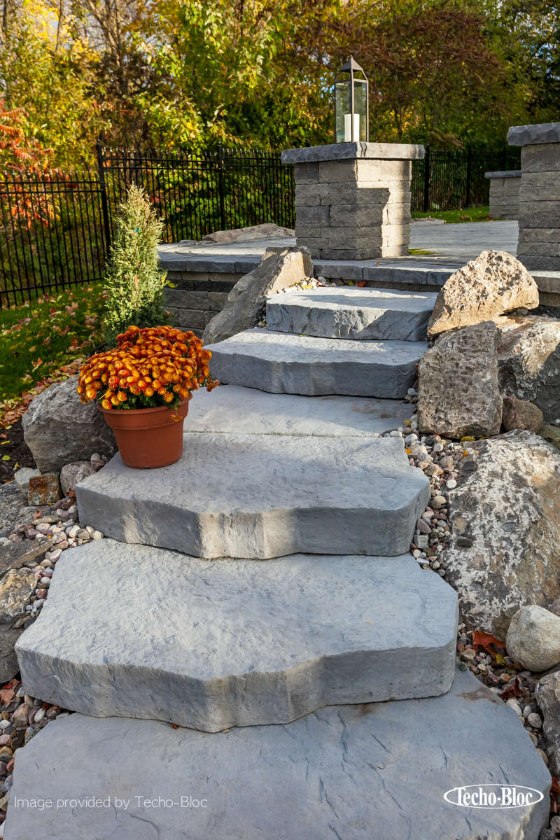 BOULDERS LANDSCAPE SUPPLY INC. | 2480 Royal Windsor Dr, Mississauga, ON L5J 1K7, Canada | Phone: (905) 823-4727