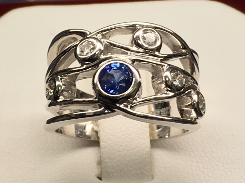 Karat Jewellers | 285 Geneva St, St. Catharines, ON L2N 2G1, Canada | Phone: (905) 646-2800