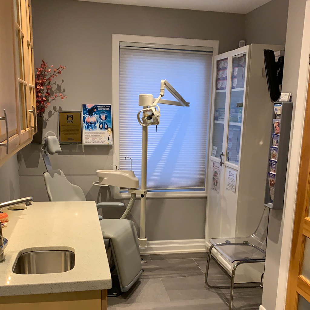 Mississauga Denture Clinic | 1229 N Service Rd, Mississauga, ON L4Y 1A8, Canada | Phone: (905) 804-8428