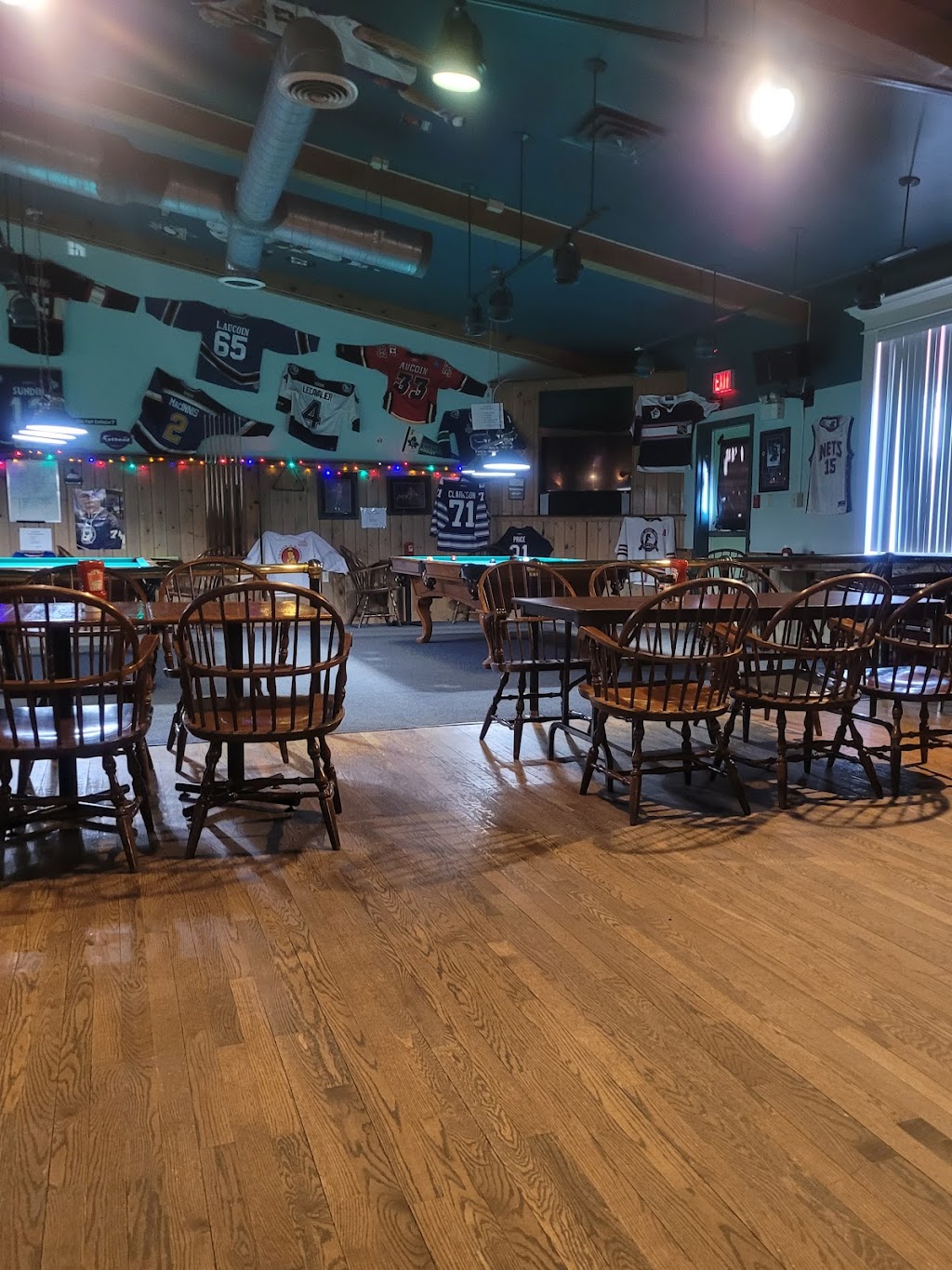Le Gabriel Restaurant & Lounge | 15424 Main St,, Chéticamp, NS B0E 1H0, Canada | Phone: (902) 224-3685