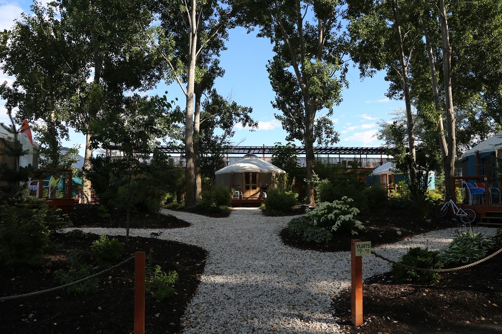 Barefoot Beach Resort | 4145 Skaha Lake Rd, Penticton, BC V2A 6J7, Canada | Phone: (236) 422-3668