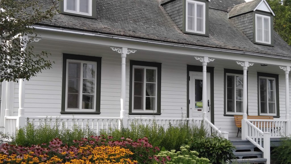 Maison Dorion-Coulombe | 332 Rue Domagaya, Québec, QC G1L 5B1, Canada | Phone: (418) 691-4710