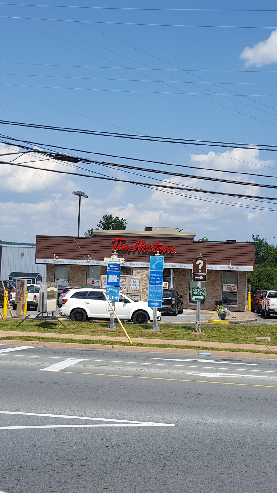 Tim Hortons | 170 Bristol Ave, Liverpool, NS B0T 1K0, Canada | Phone: (902) 354-2719
