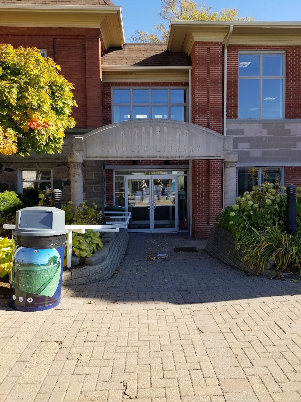 Kincardine Library | 727 Queen St, Kincardine, ON N2Z 1Z9, Canada | Phone: (519) 396-3289