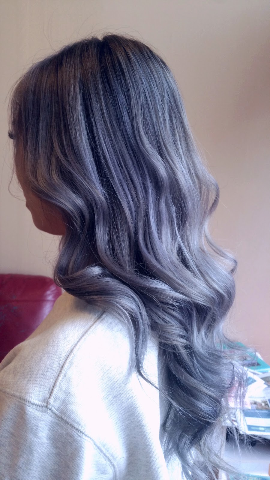 Red Salon | 22356 McIntosh Ave, Maple Ridge, BC V2X 3C1, Canada | Phone: (604) 477-2229