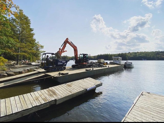 Mac Barging Inc. | 1010 Pauline St, Gravenhurst, ON P1P 1R2, Canada | Phone: (705) 706-3388