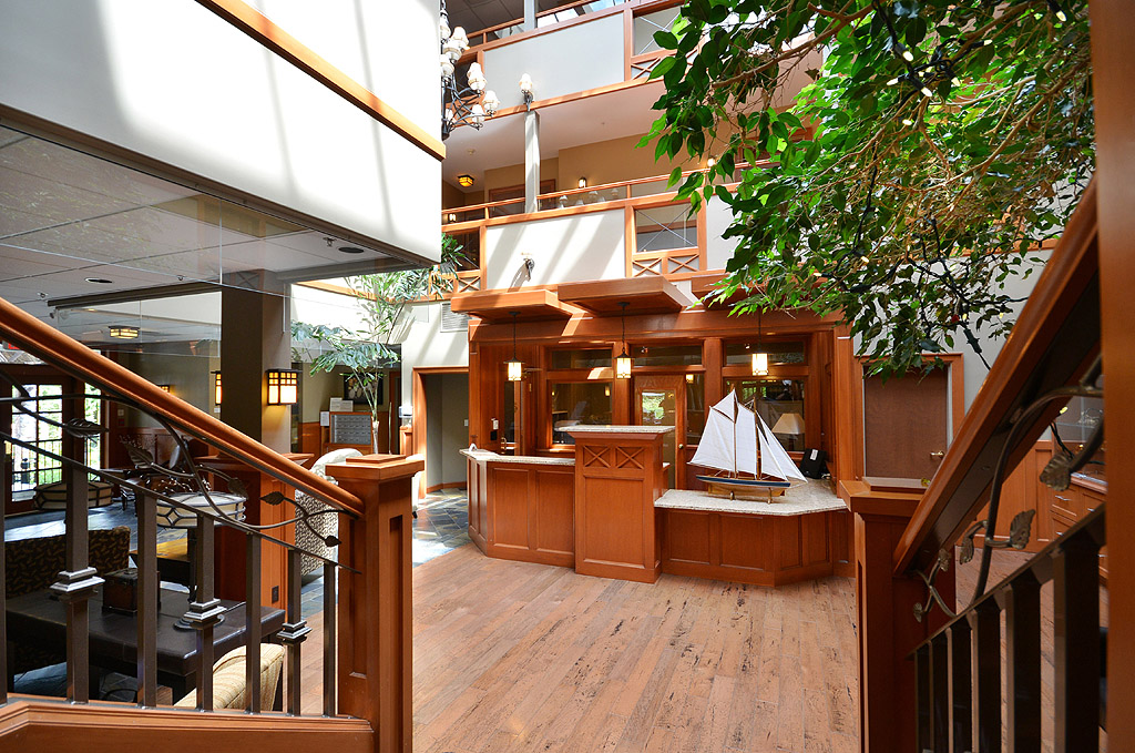 Miraloma on the Cove | 2326 Harbour Rd, Sidney, BC V8L 2P8, Canada | Phone: (250) 483-6790
