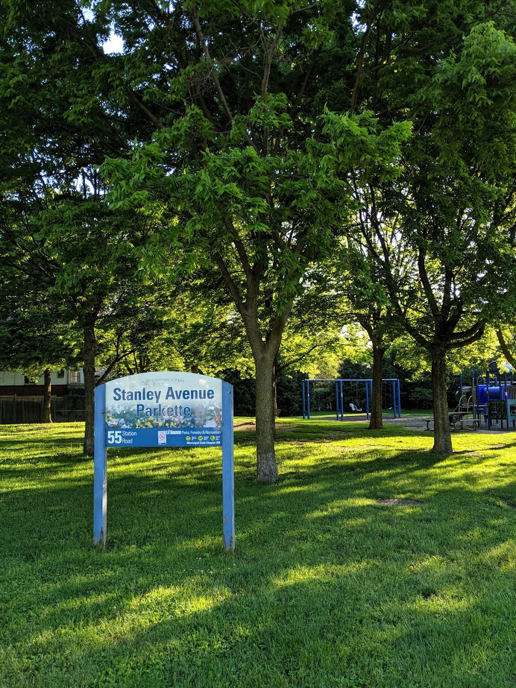 Stanley Avenue Park | 55 Station Rd, Toronto, ON M8V, Canada | Phone: (416) 338-4386