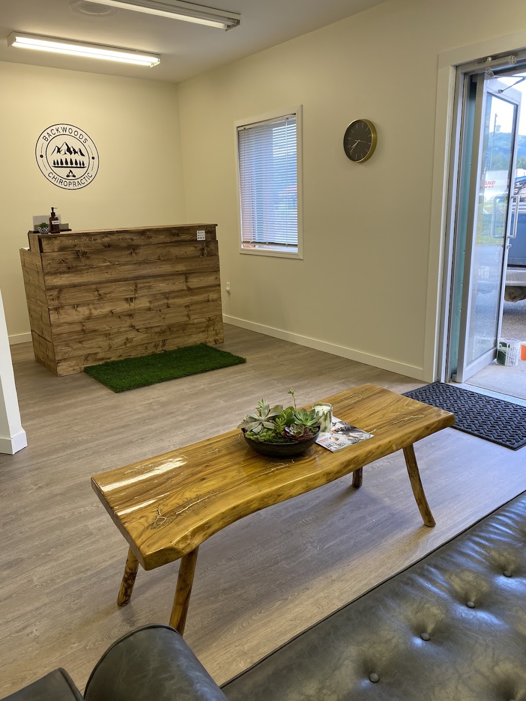 Backwoods Chiropractic | 4377 Conner Rd, Barrière, BC V0E 1E0, Canada | Phone: (778) 694-8997