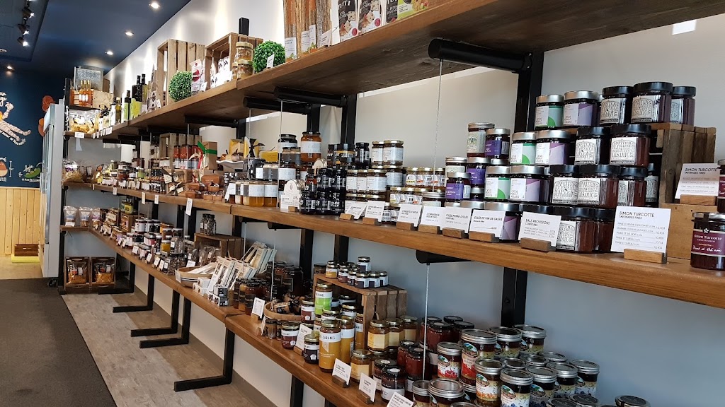 Fromagerie Ruban Bleu Châteauguay | 85 Bd Saint-Jean-Baptiste, Châteauguay, QC J6J 3H7, Canada | Phone: (450) 507-3838