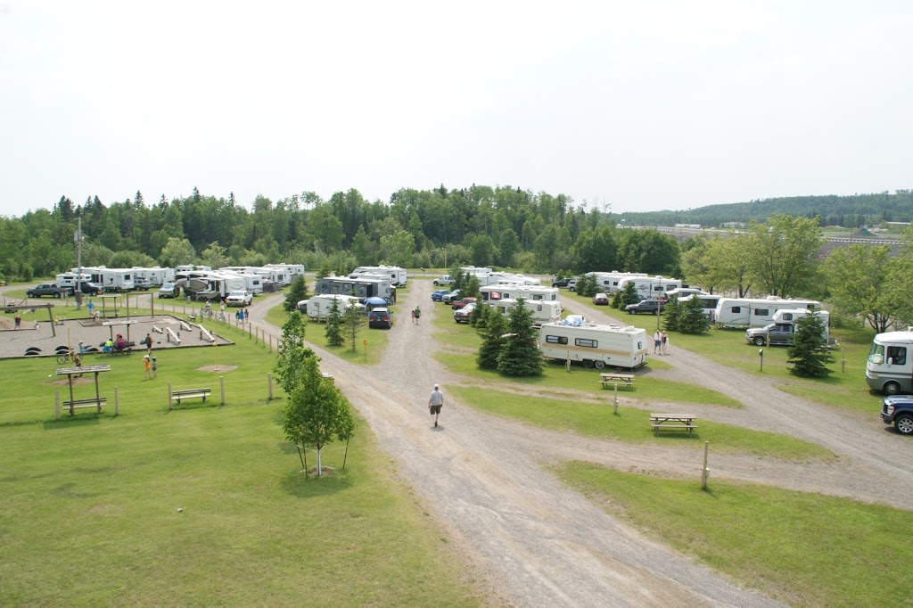 Thunder Bay KOA Holiday | 162 Spruce River Rd, Shuniah, ON P7A 0N6, Canada | Phone: (807) 683-6221