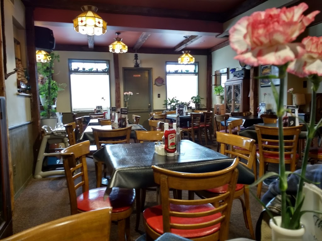 Connaught Fish & Chips | 976 Main St E, Hamilton, ON L8M 1M8, Canada | Phone: (905) 544-4143