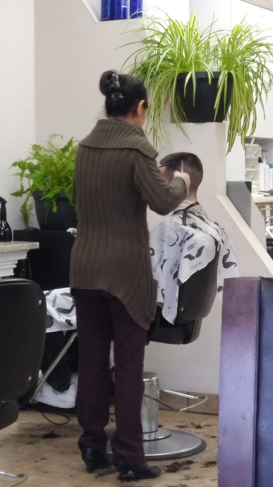 HeadKuarters | 465 Phillip St, Waterloo, ON N2L 6C7, Canada | Phone: (519) 884-6589